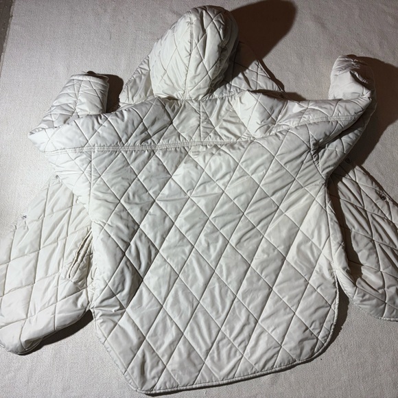 Zara Lightweight Neutral Quilted Puffer Jacket with Hood - Picture 13 of 14